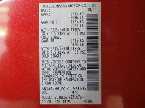 Used 2015 Nissan Pathfinder SL w/ Trailer Tow Package FWD image 33