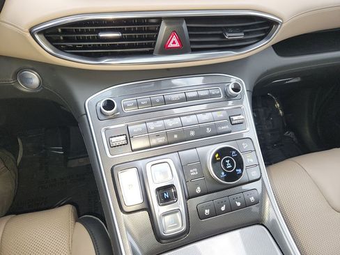 Used 2023 Hyundai Santa Fe Limited image 20