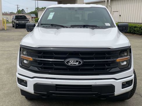 New 2026 Ford F150 XLT w/ Equipment Group 302A MID AWD/4WD image 8