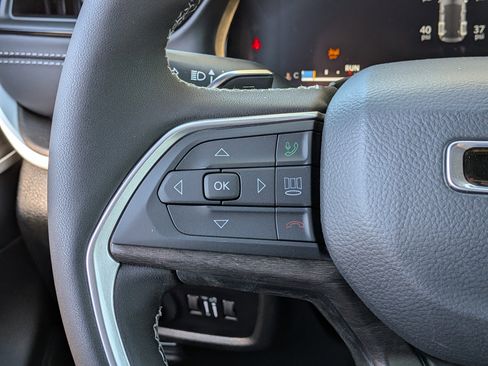 New 2026 Jeep Grand Cherokee Altitude RWD image 26