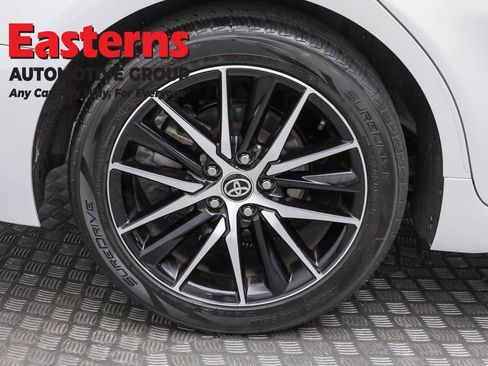 Used 2024 Toyota Camry SE image 29