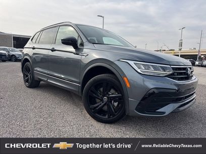 Used 2023 Volkswagen Tiguan SE R-Line
