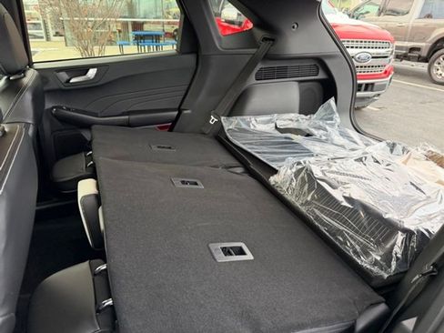 New 2026 Ford Escape Platinum w/ Premium Technology Package image 24