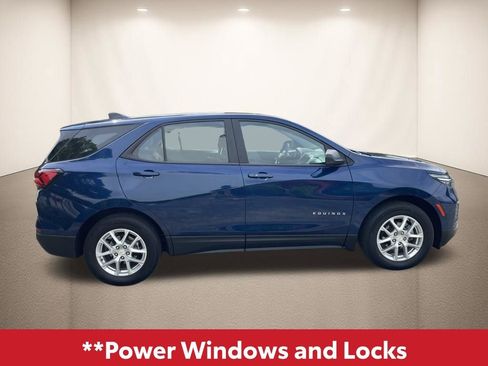 Used 2022 Chevrolet Equinox LS FWD image 5