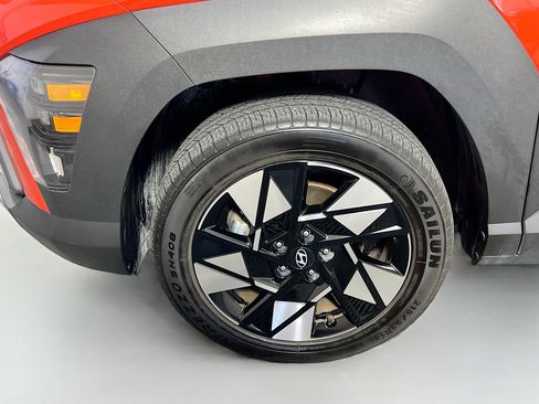 Used 2024 Hyundai Kona SEL AWD/4WD image 13