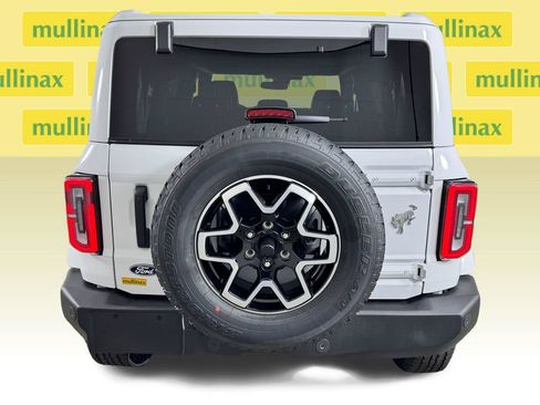 New 2026 Ford Bronco Outer Banks AWD/4WD image 18