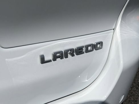 New 2026 Jeep Grand Cherokee L 2WD image 23
