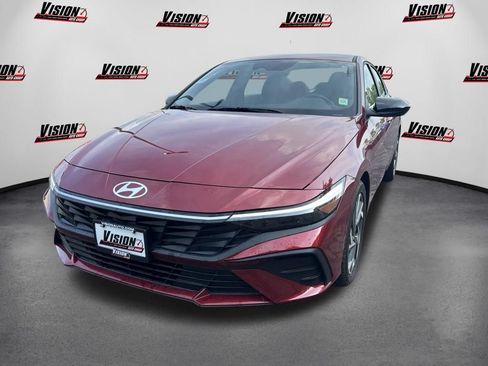 Certified 2025 Hyundai Elantra Sport w/ Cargo Package FWD image 1