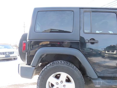 Used 2018 Jeep Wrangler Unlimited Sport S AWD/4WD image 22