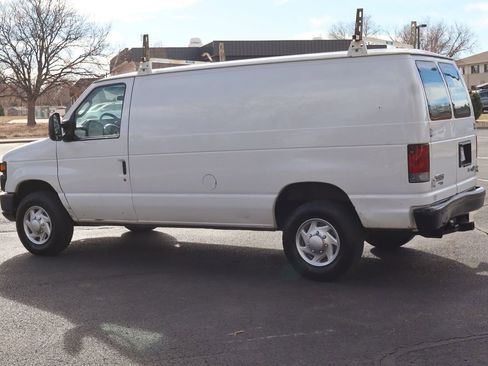 Used 2013 Ford E-250 and Econoline 250 image 8