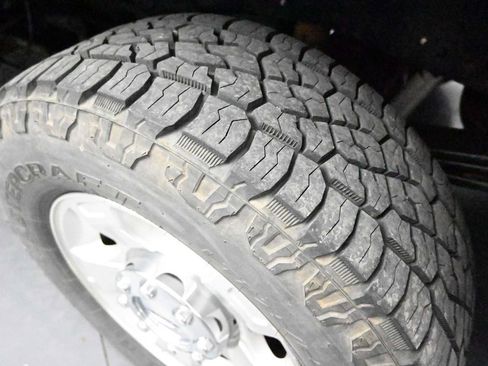 Used 2016 Ford F250 XLT AWD/4WD image 25
