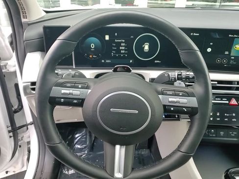 Certified 2025 Hyundai Tucson Limited image 15