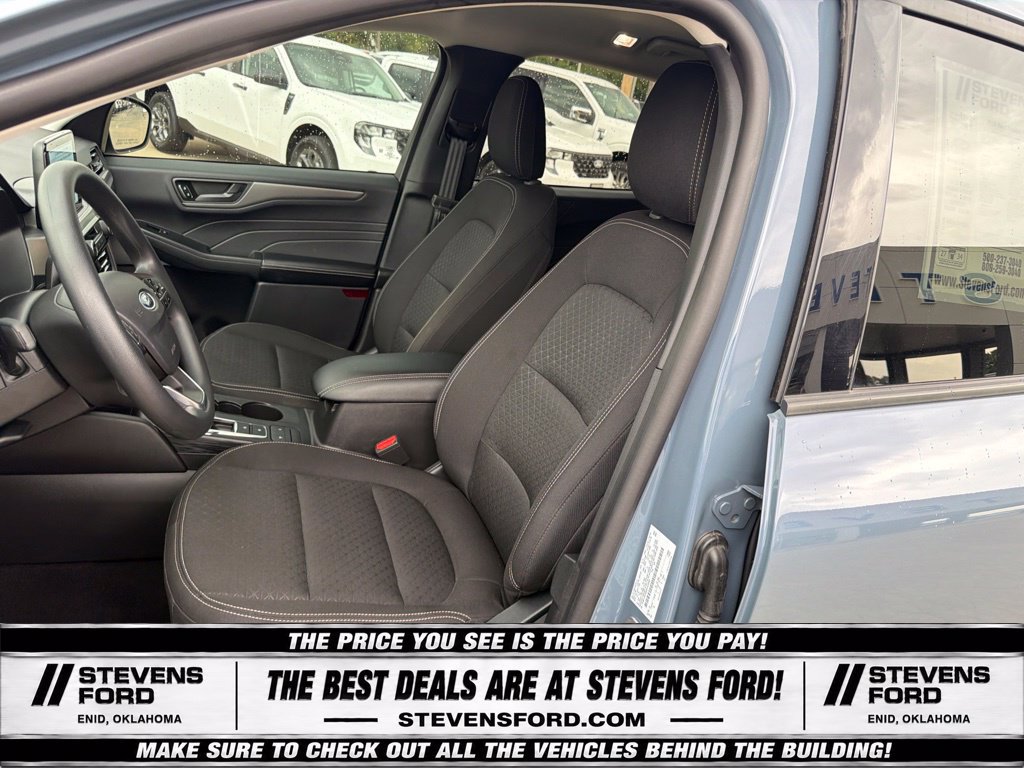 Used 2025 Ford Escape Active FWD image 13