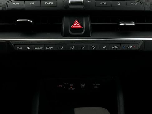 Used 2025 Kia K4 LXS image 28