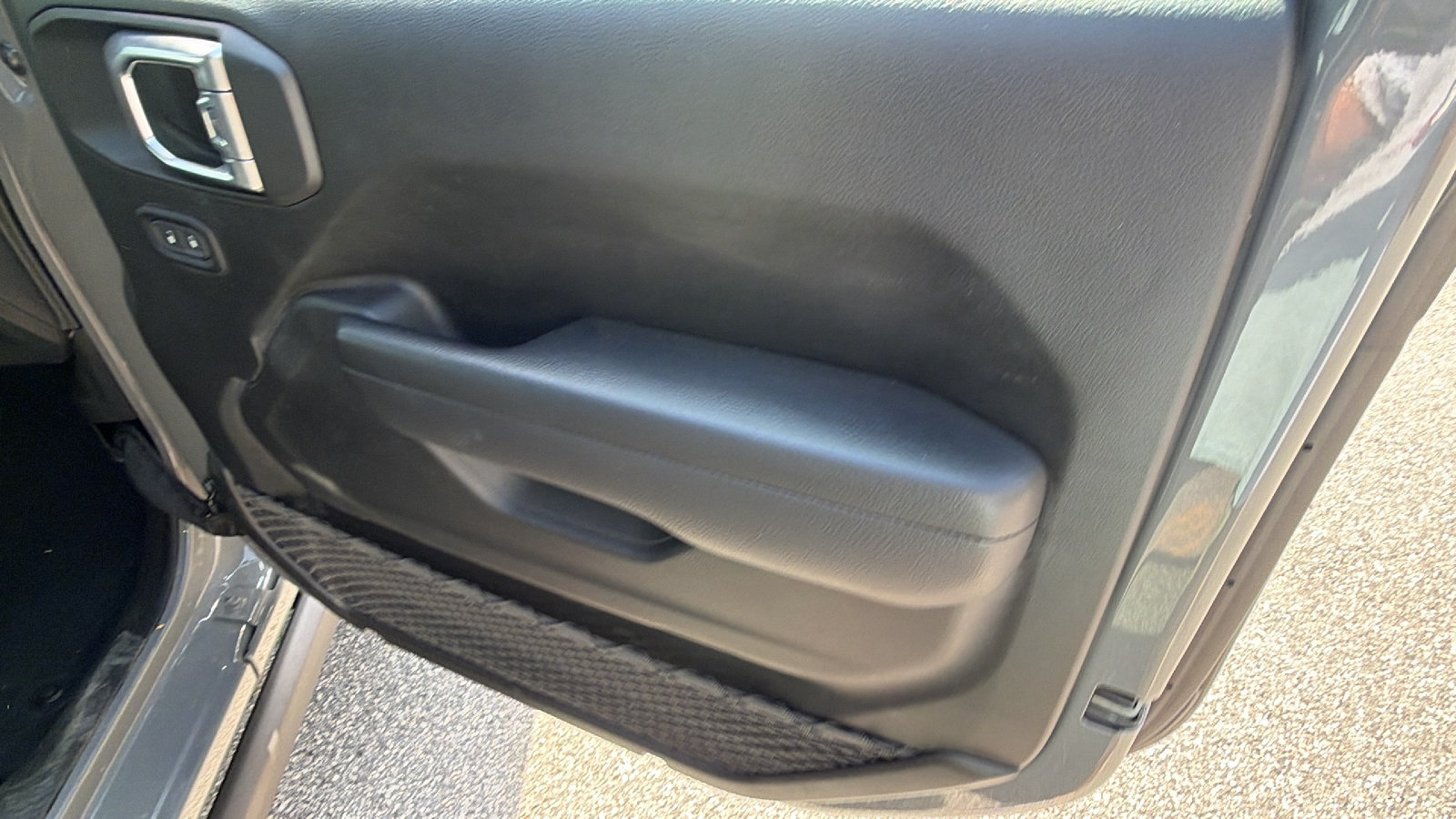 Used 2022 Jeep Wrangler Unlimited Sport AWD/4WD image 18