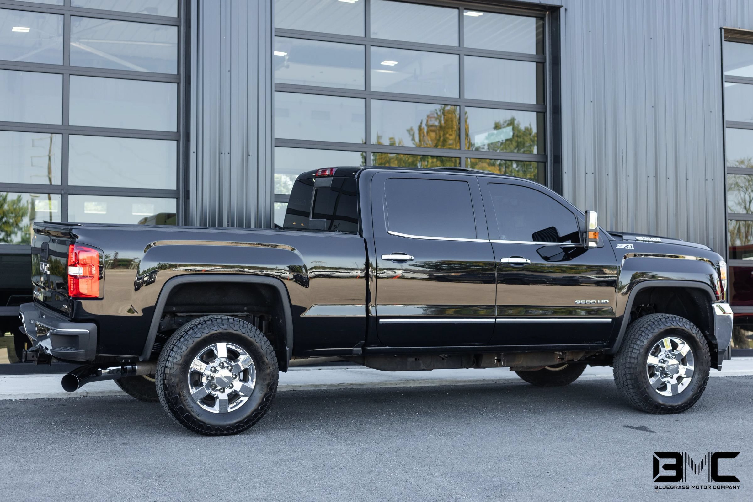 Used 2019 GMC Sierra 3500 SLT w/ Driver Alert Package AWD/4WD image 14