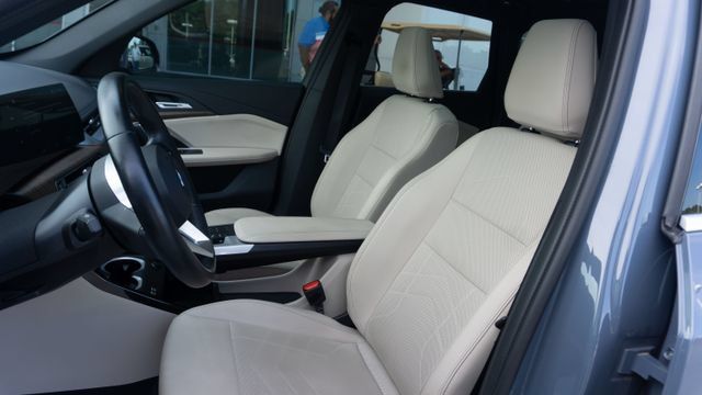 Used 2023 BMW X1 xDrive28i w/ Convenience Package AWD/4WD image 16