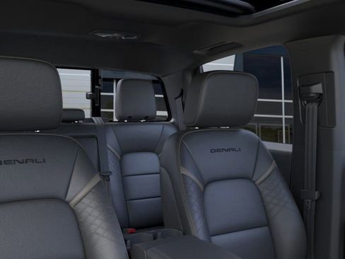 New 2026 GMC Canyon Denali image 24