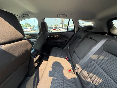 Used 2020 GMC Terrain SLE w/ Driver Convenience Package FWD image 5