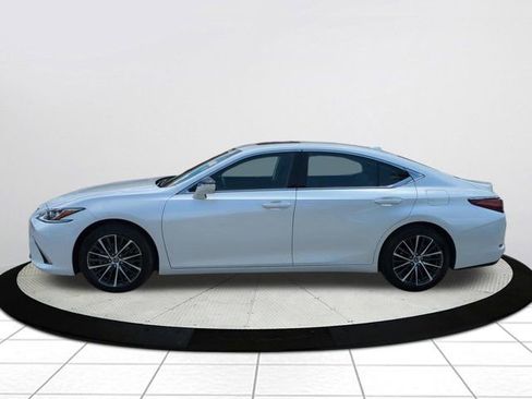 Certified 2024 Lexus ES 350 w/ Premium Package FWD image 7