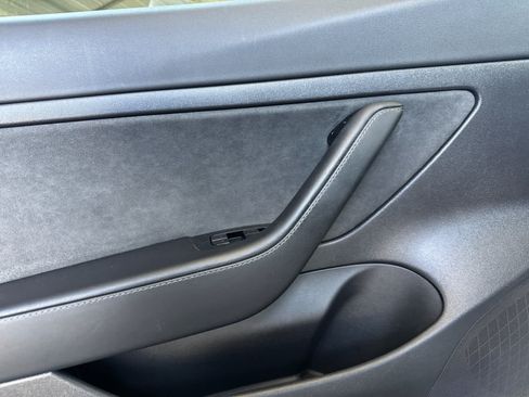 Used 2020 Tesla Model 3 Standard Range RWD image 12