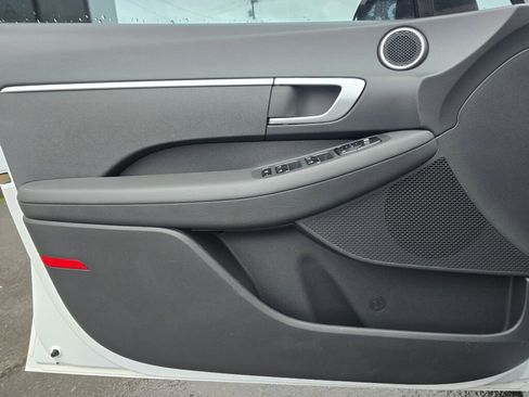 Used 2021 Hyundai Sonata SE image 13