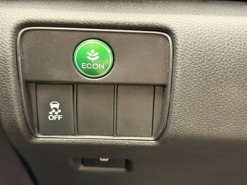 Used 2015 Honda Accord Sport image 36