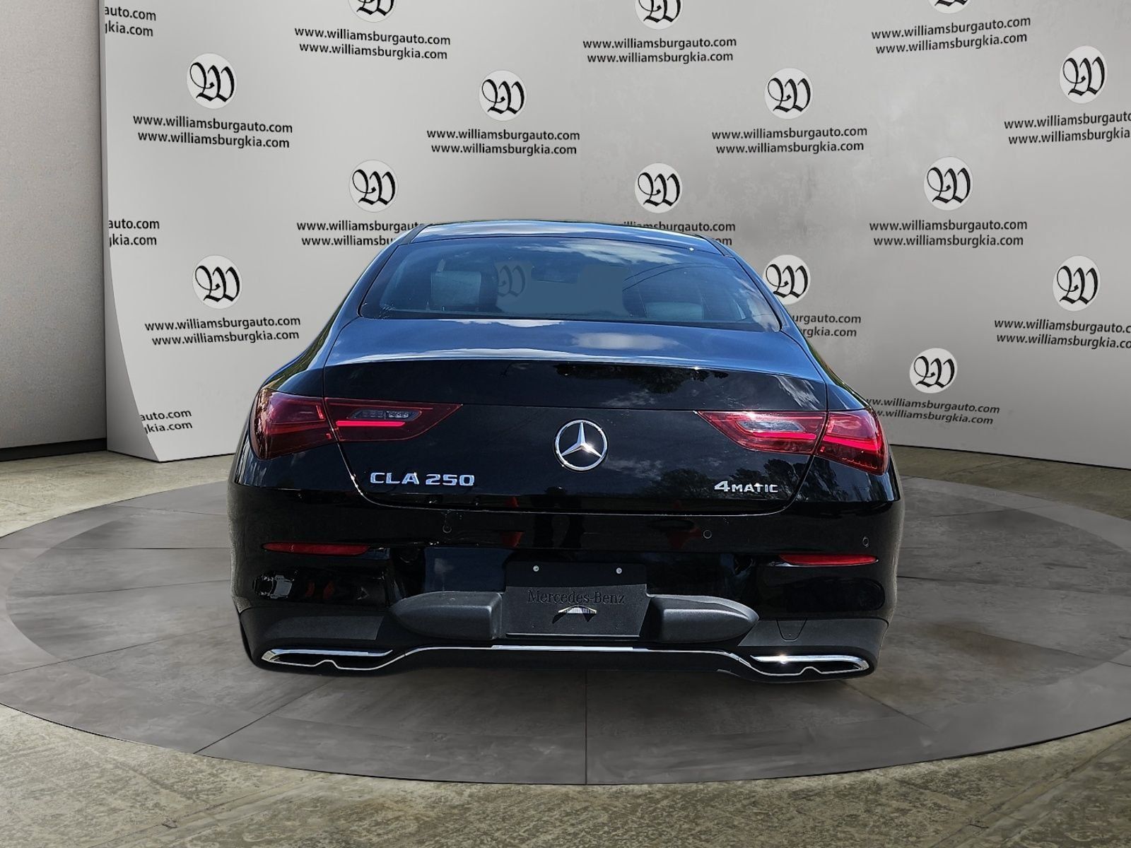 Used 2025 Mercedes-Benz CLA 250 4MATIC image 4