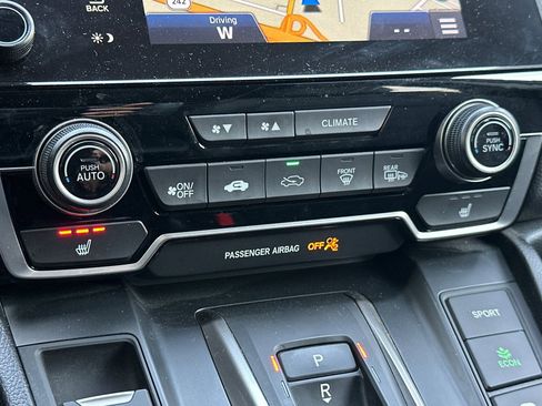 Used 2022 Honda CR-V Touring image 18