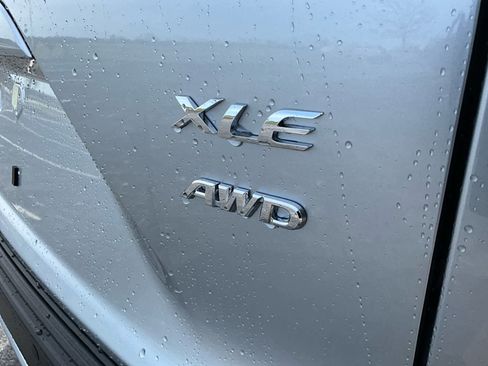 New 2026 Toyota Corolla Cross XLE image 18