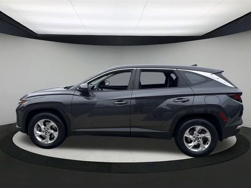 Certified 2023 Hyundai Tucson SE image 10