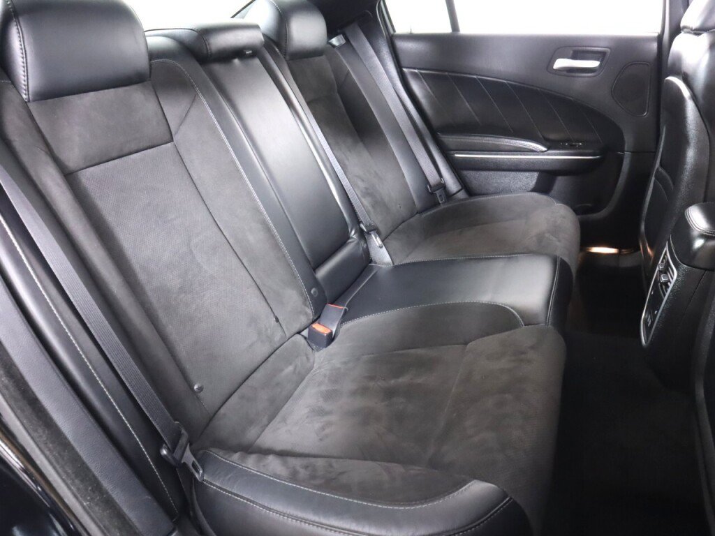 Used 2015 Dodge Charger R/T RWD image 40