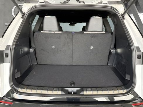 Certified 2026 Lexus TX 500h AWD w/ Technology Package image 22