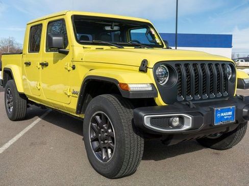 Used 2023 Jeep Gladiator Overland w/ Popular Equipment Package AWD/4WD image 4