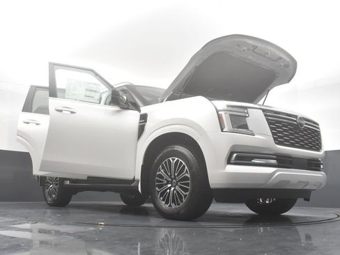 New 2026 Nissan Armada Platinum image 39