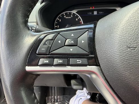 Used 2023 Nissan Altima 2.5 SL FWD image 17