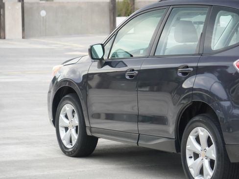 Used 2015 Subaru Forester 2.5i w/ Alloy Wheel Package image 20