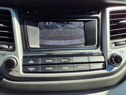 Used 2016 Hyundai Tucson SE w/ Option Group 02 image 19