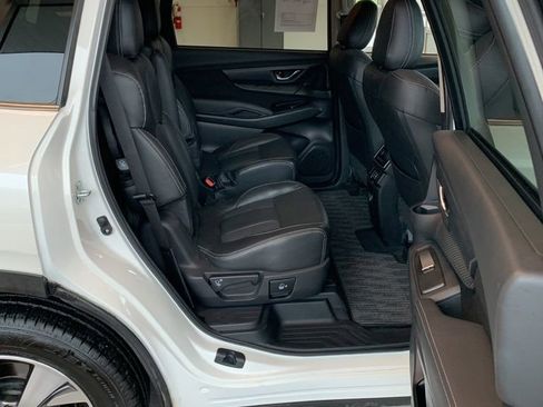 Used 2023 Subaru Ascent Premium w/ Convenience Package image 21