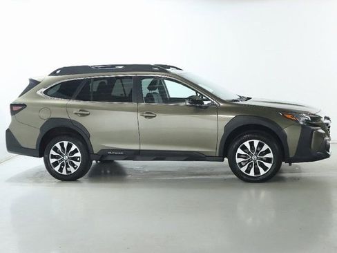 Certified 2025 Subaru Outback Limited image 11