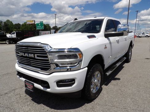 Used 2023 RAM 2500 Laramie AWD/4WD image 57