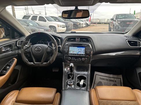 Used 2016 Nissan Maxima SR FWD image 39