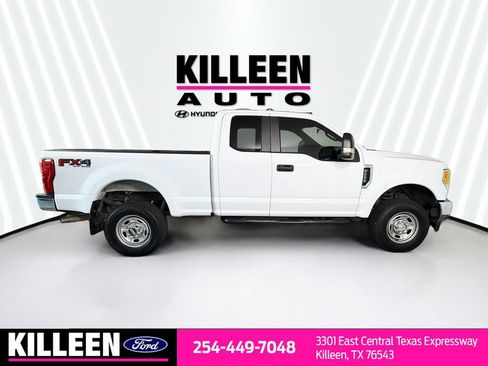 Used 2017 Ford F250 XL w/ Power Equipment Group AWD/4WD image 10