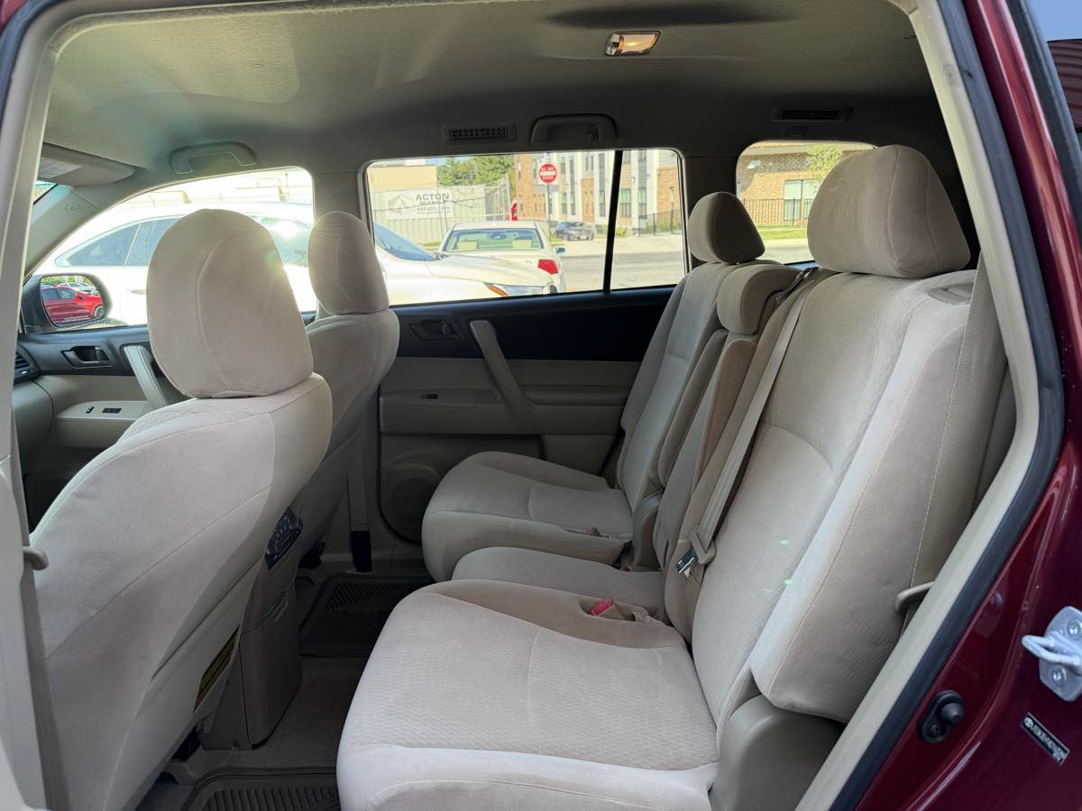 Used 2010 Toyota Highlander 4WD w/ Extra Value Pkg 2 image 12