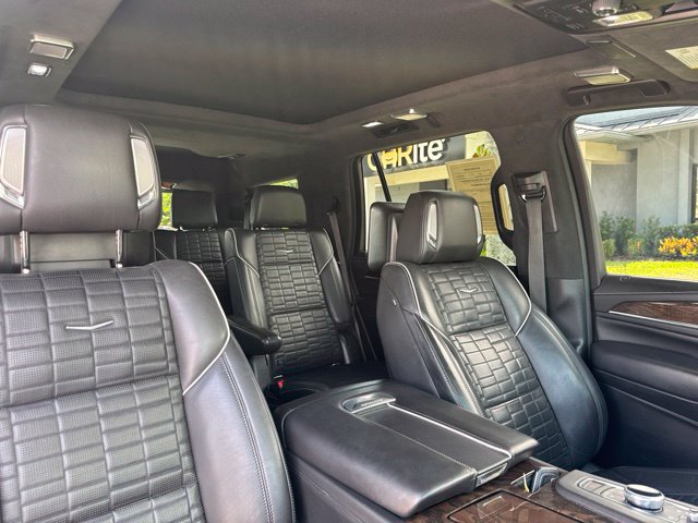 Used 2022 Cadillac Escalade Sport Platinum AWD/4WD image 12