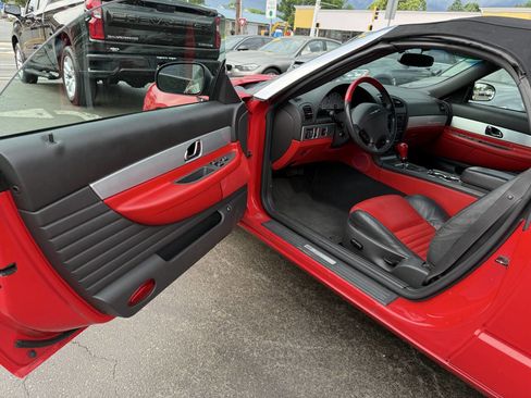 Used 2002 Ford Thunderbird RWD image 9