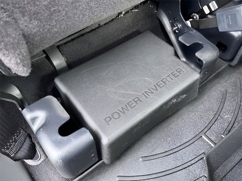 Used 2020 Ford F150 Lariat image 32