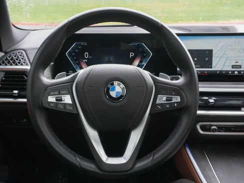 Certified 2024 BMW X5 sDrive40i w/ Premium Package image 19