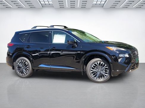 New 2026 Nissan Rogue Platinum w/ Platinum Premium Package AWD/4WD image 3