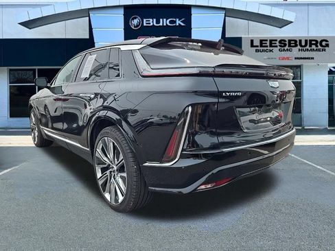 Used 2026 Cadillac Lyriq Signature Luxury w/ Nappa Leather Package AWD/4WD image 5